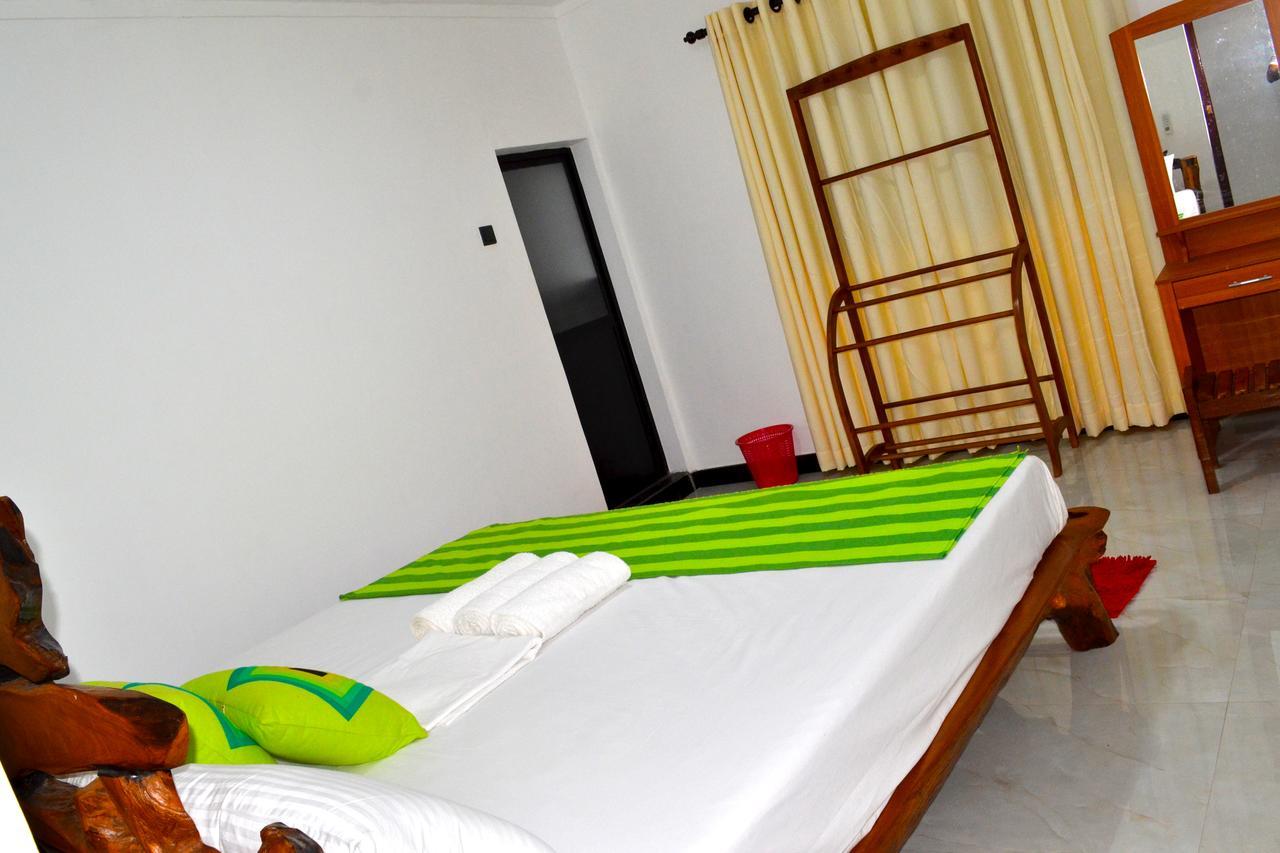 Hewage Resort Anuradhapura Bagian luar foto